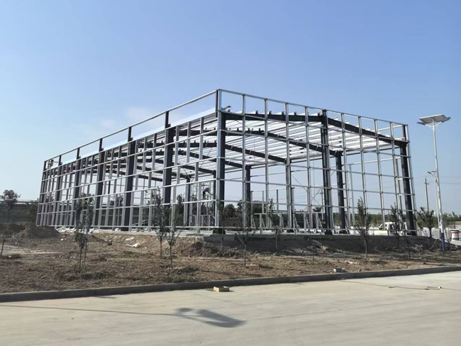 鋼結(jié)構(gòu)